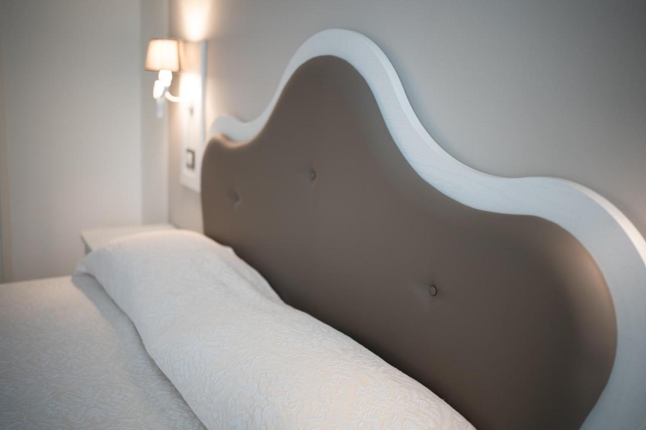 マッサフラ Essenza Bed & Breakfast エクステリア 写真