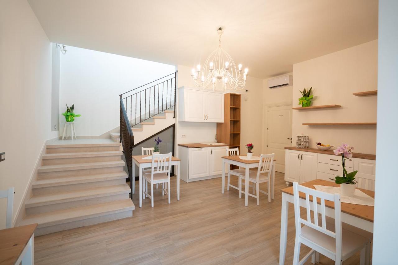 マッサフラ Essenza Bed & Breakfast エクステリア 写真